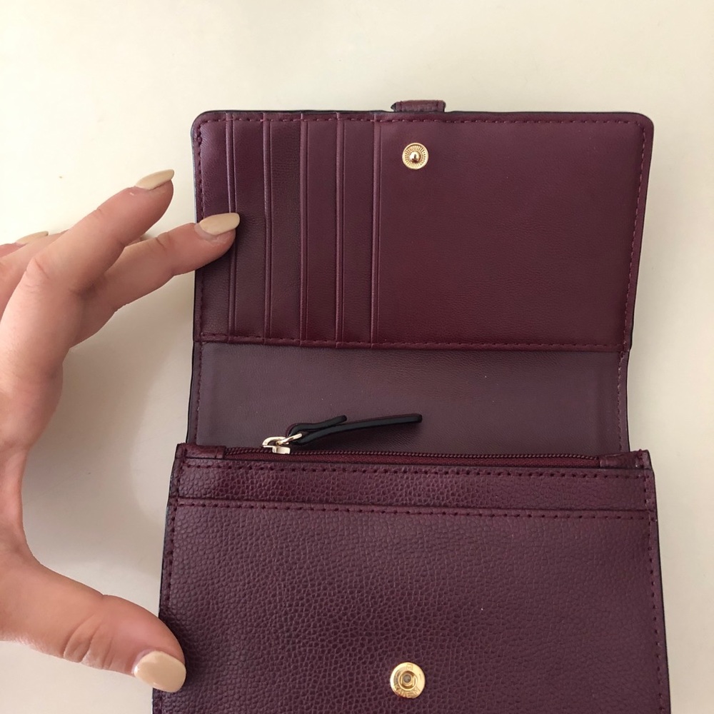 Kate Spade Wallet - Picture 4 of 5